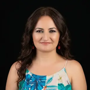Gülay Özer
