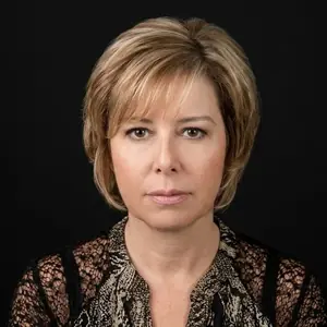 Hale Gür